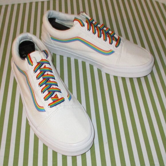 Vans Old Skool Sneakers - Picture 10 of 14